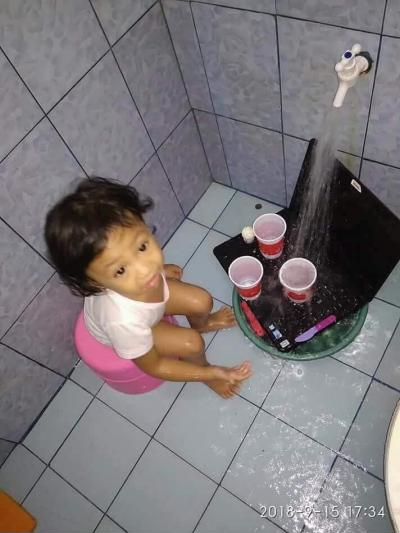 Ảnh chế Nguồn: Bí Mật Cuộc Sống
